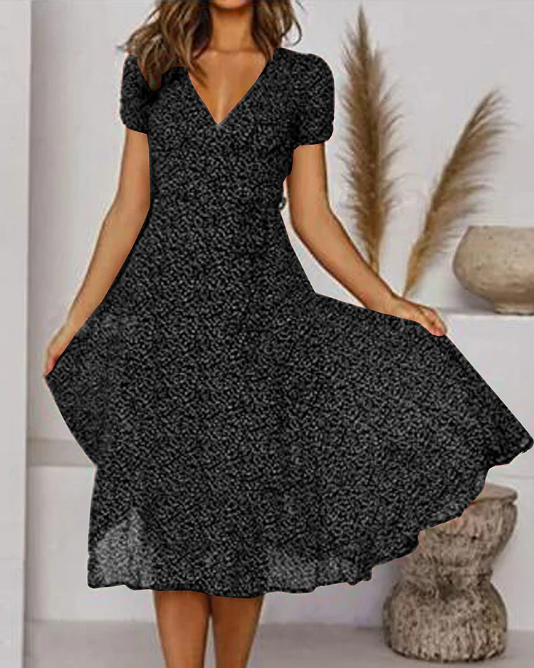 Cassandra | letní květinové zavinovací midi šaty s V-výstřihem