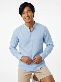 Světle modrá
