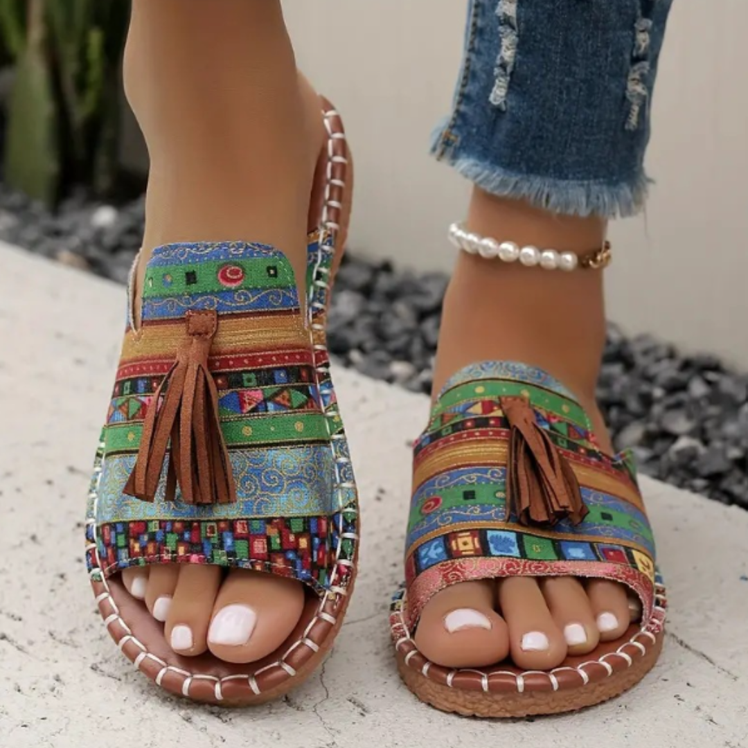 Momount dámské ploché sandály komfortní nazouvací ležérní letní polstrované lehké s otevřenou špičkou v boho stylu s třásněmi