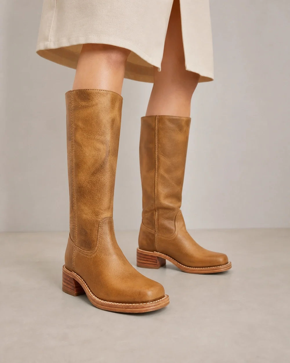 Momount Women Bronco Riding Boots – Light Brown hero