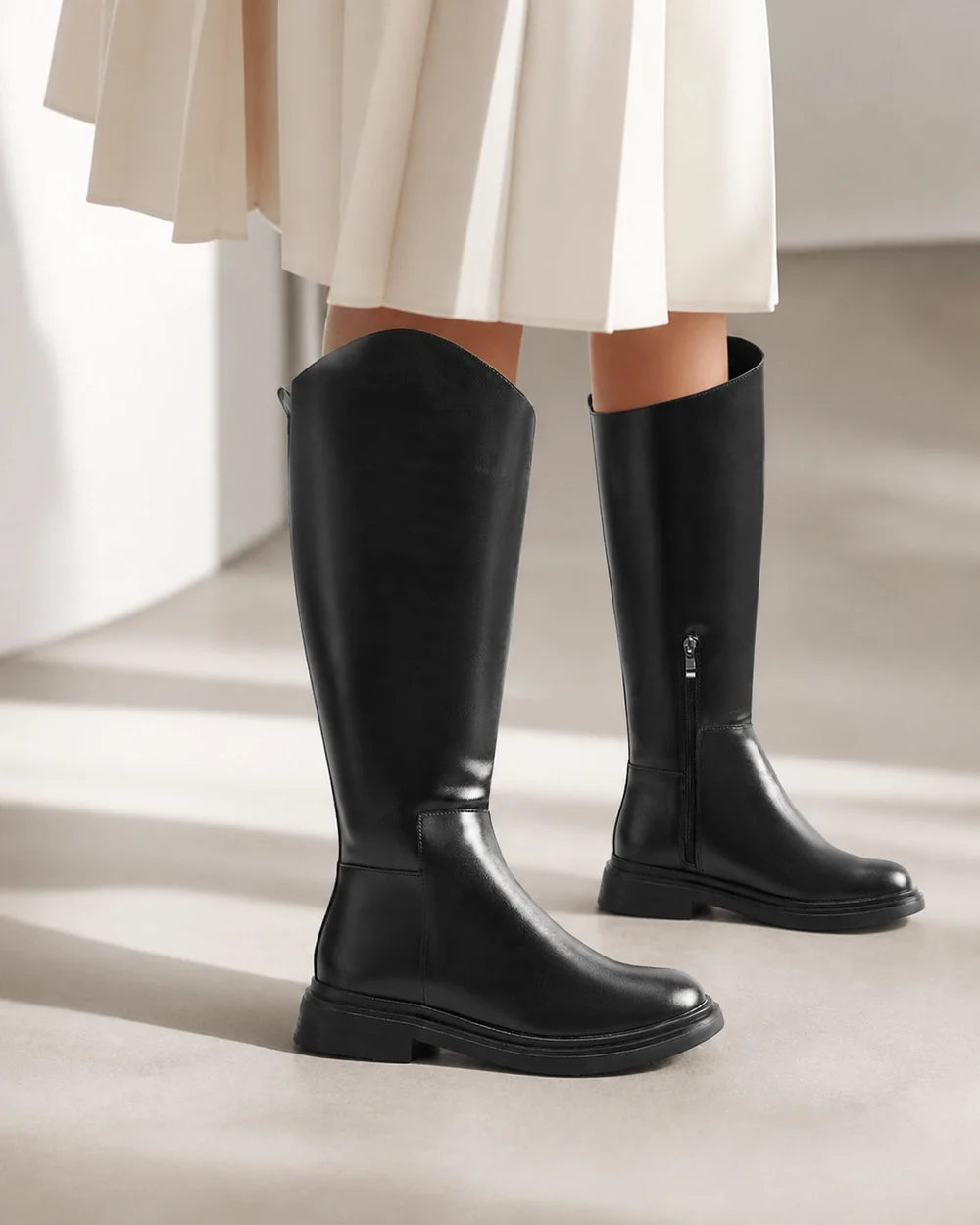 Momount Women Lyana Minimal Knee-High Boots – Black hero